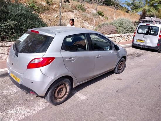 תמונה 3 ,מאזדה 2 יד 3 2009 172000 ק"מ
