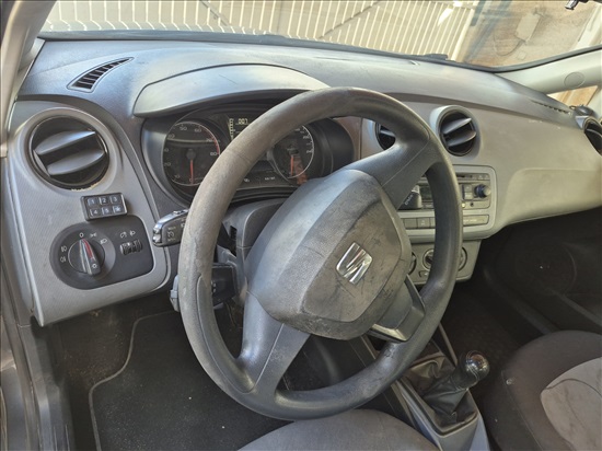 תמונה 2 ,סיאט איביזה יד 2 2014 217970 ק"מ