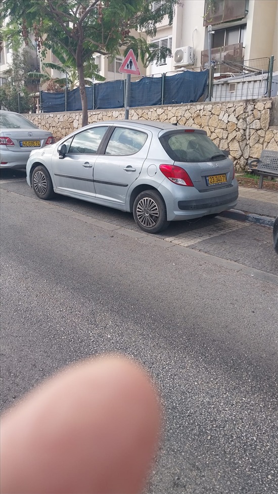 תמונה 3 ,פיג'ו
 207 יד 6 2010 160000 ק"מ