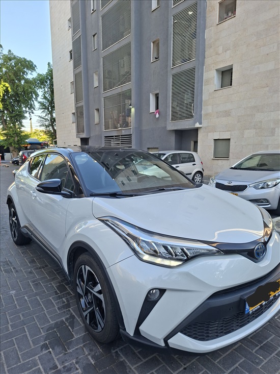 תמונה 2 ,טויוטה C-HR יד 1 2023 58200 ק"מ