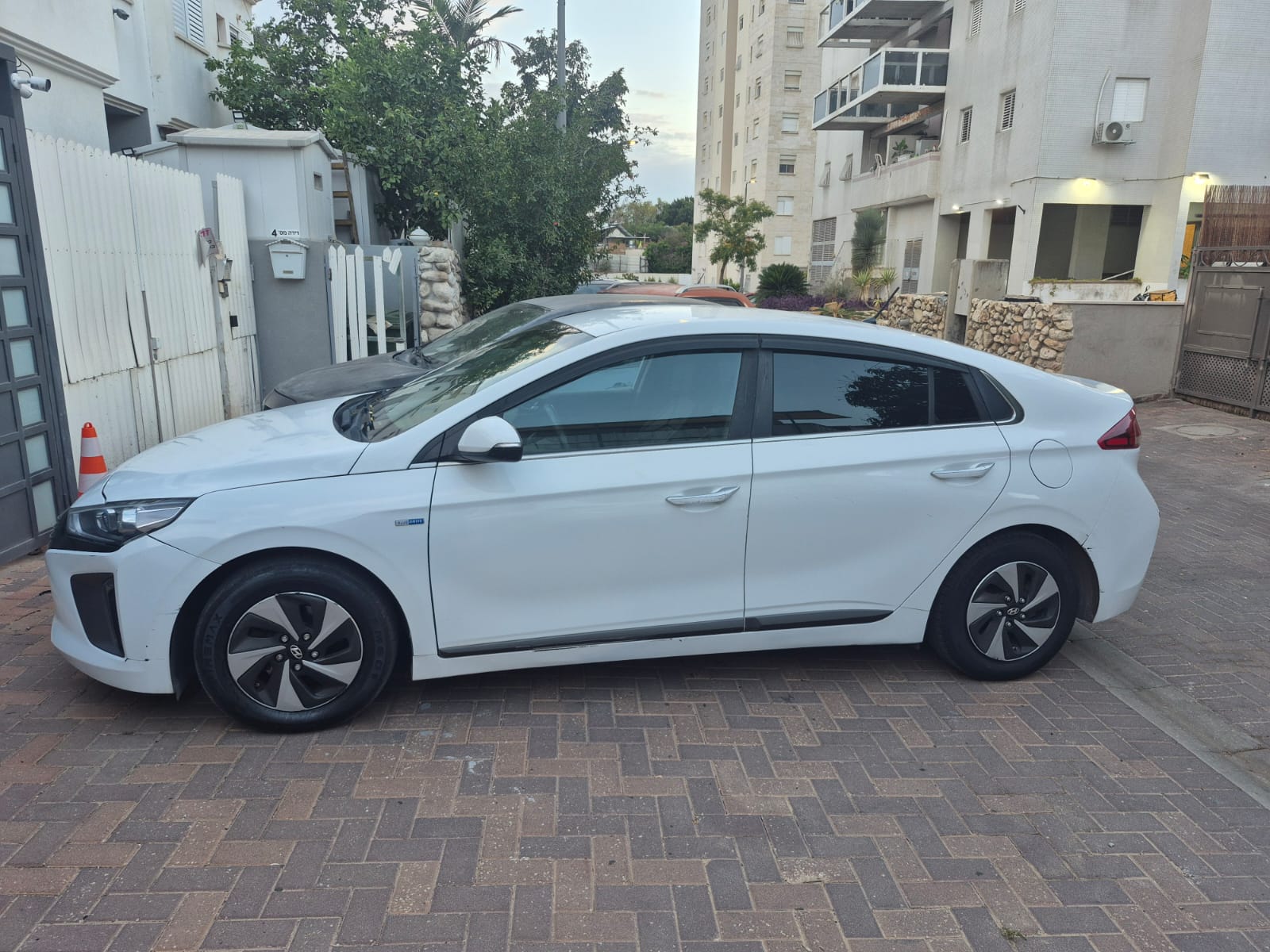 תמונה 3, יונדאי איוניק יד 1 2018 | 209000 קמ
