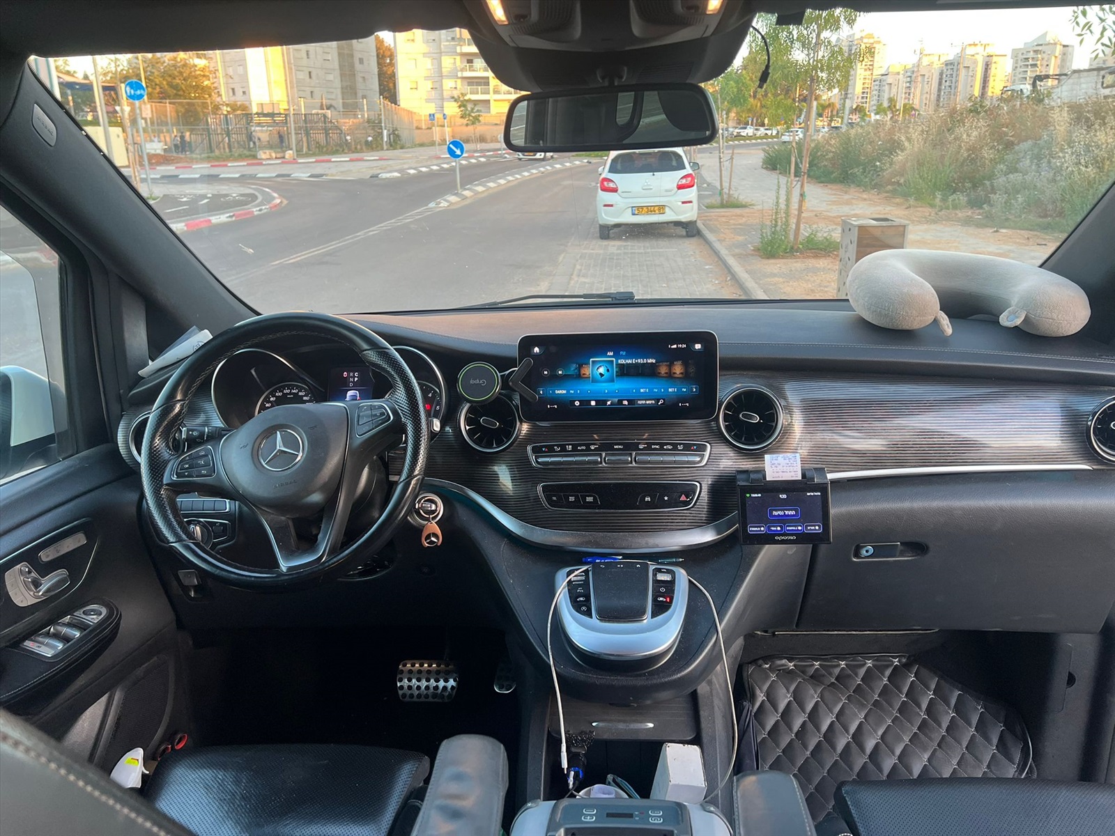 תמונה 2, מרצדס V- CLASS
 יד 1 2023 | 360000 קמ