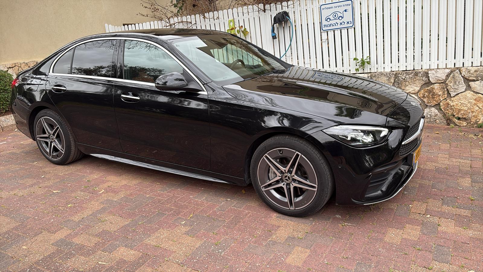 תמונה 3, מרצדס C-CLASS יד 2 2023 | 31000 קמ