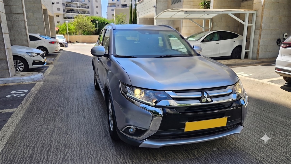 תמונה 1, מיצובישי אאוטלנדר יד 2 2016 | 220000 קמ