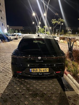 אלפא רומיאו טונלה 2022 יד  2 