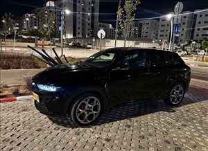 אלפא רומיאו טונלה 2022 יד 2 <br>      