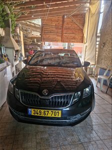 סקודה אוקטביה 2017 יד  1 
