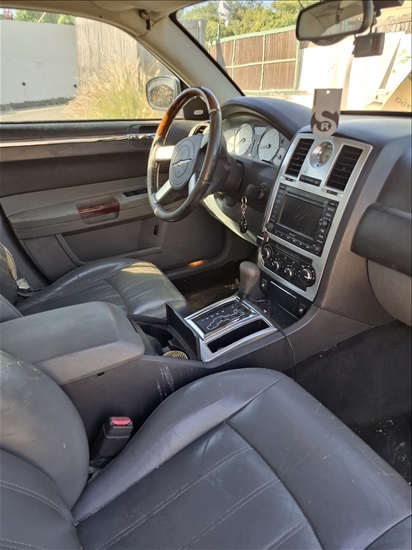 תמונה 5 ,קרייזלר 300C יד 6 2005 297000 ק"מ