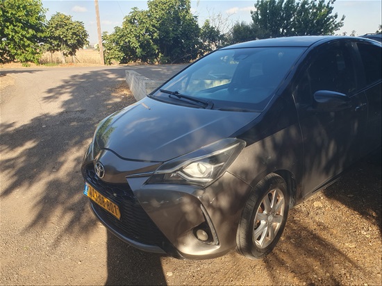 תמונה 4 ,טויוטה יאריס יד 1 2018 232000 ק"מ