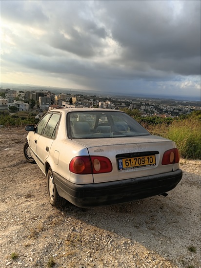 תמונה 4 ,טויוטה קורולה יד 5 2001 0 ק"מ