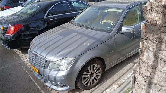 תמונה 4 ,מרצדס 180 יד 1 2011 135000 ק"מ