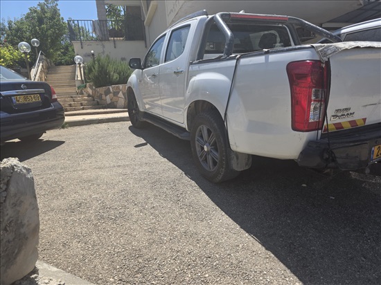 תמונה 5 ,איסוזו רודאו יד 3 2018 338000 ק"מ