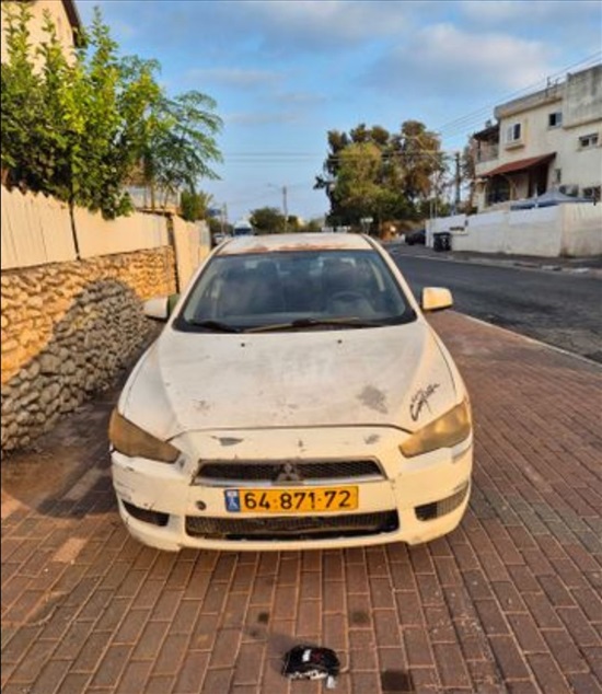 תמונה 2 ,מיצובישי לנסר קלאסיק יד 4 2010 290000 ק"מ