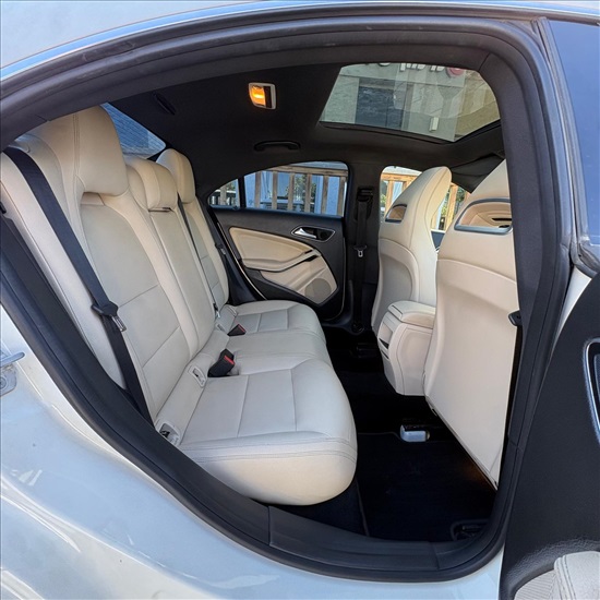 תמונה 12 ,מרצדס CLA
 יד 4 2016 129600 ק"מ