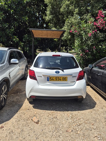 תמונה 2 ,טויוטה יאריס הייבריד יד 2 2017 175000 ק"מ