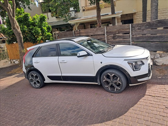 תמונה 3 ,קיה נירו EV יד 1 2023 32000 ק"מ