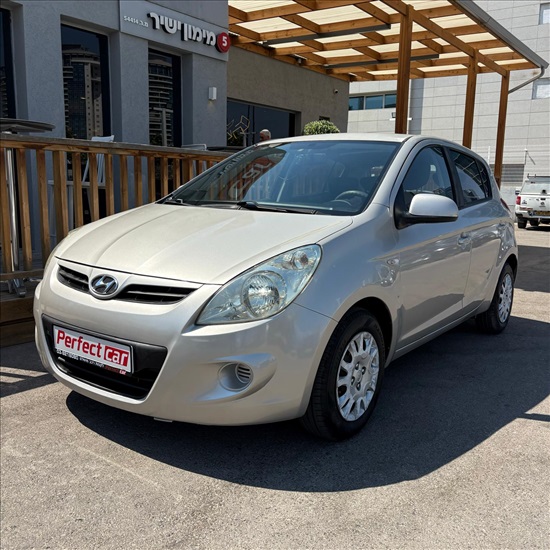 תמונה 5 ,יונדאי i20 יד 2 2011 173000 ק"מ