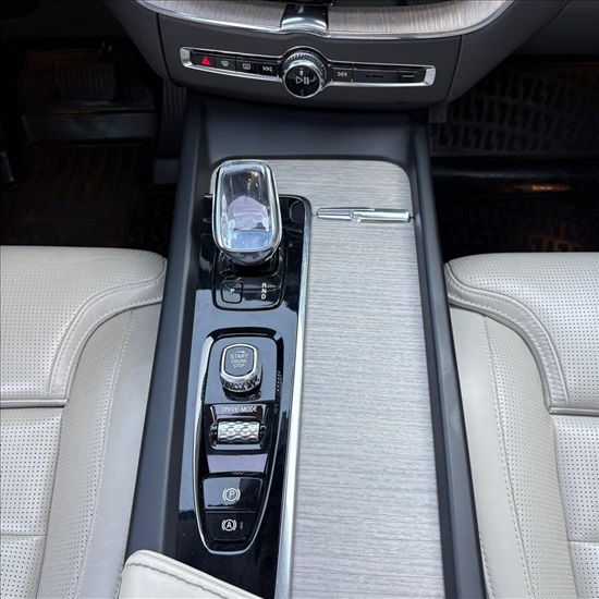 תמונה 11 ,וולוו XC60 יד 2 2019 96900 ק"מ