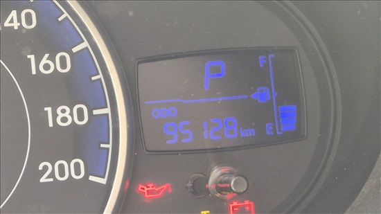 תמונה 5 ,יונדאי i10 יד 2 2012 95128 ק"מ
