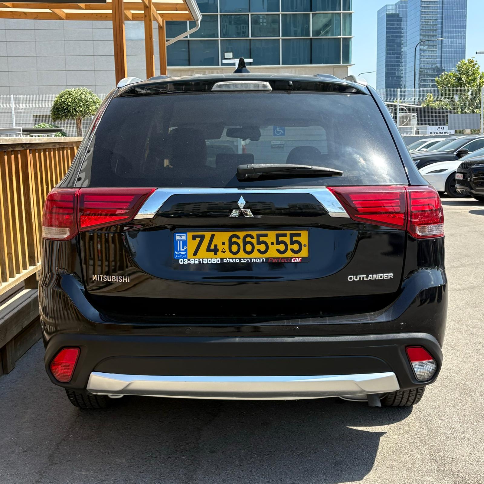 תמונה 3, מיצובישי אאוטלנדר יד 2 2017 | 201400 קמ