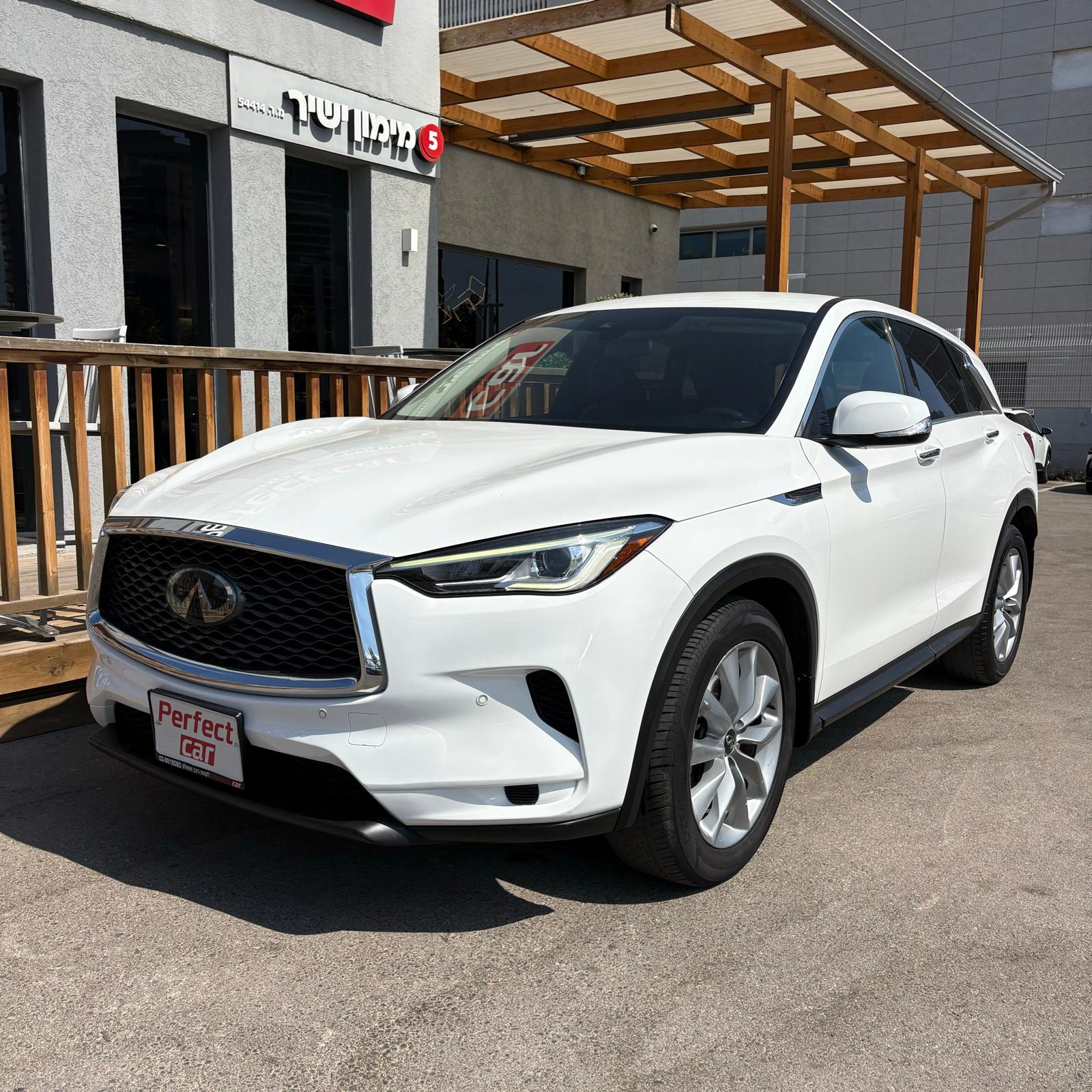 תמונה 4, אינפיניטי QX50 יד 2 2021 | 73300 קמ