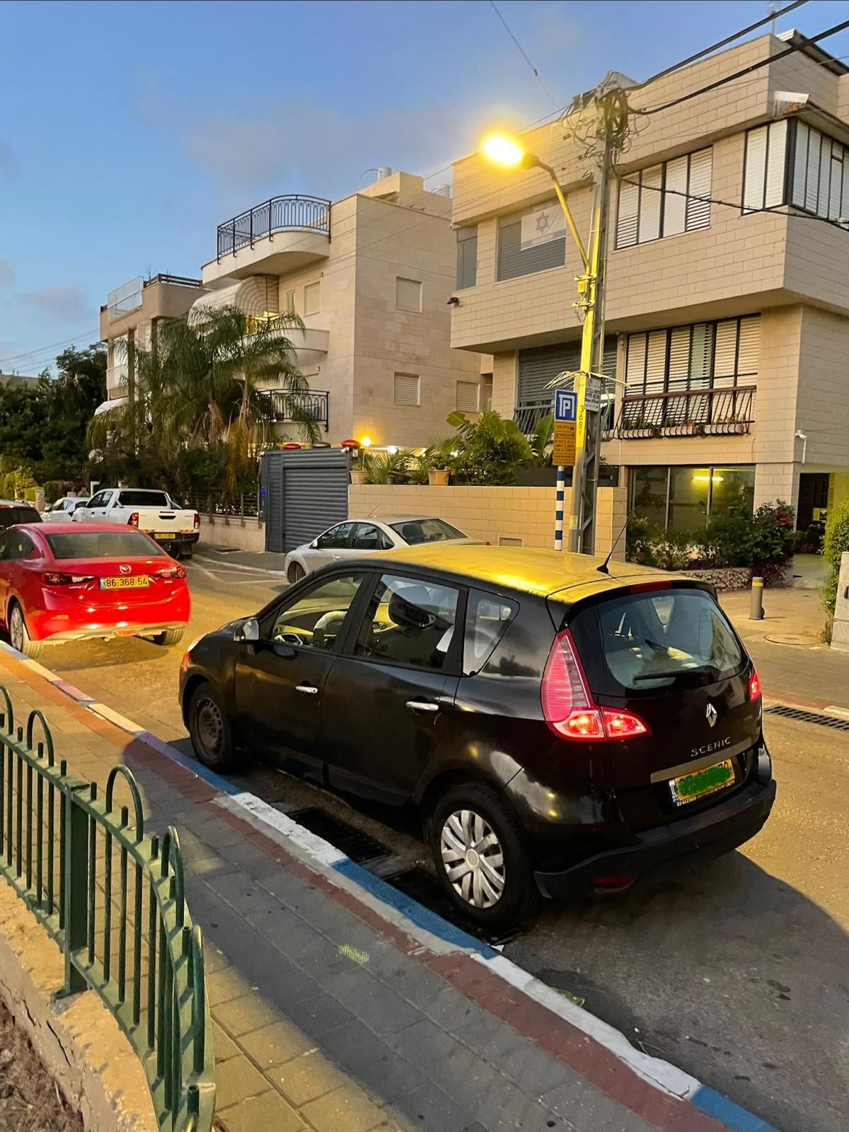תמונה 2, רנו סניק יד 3 2012 | 164000 קמ