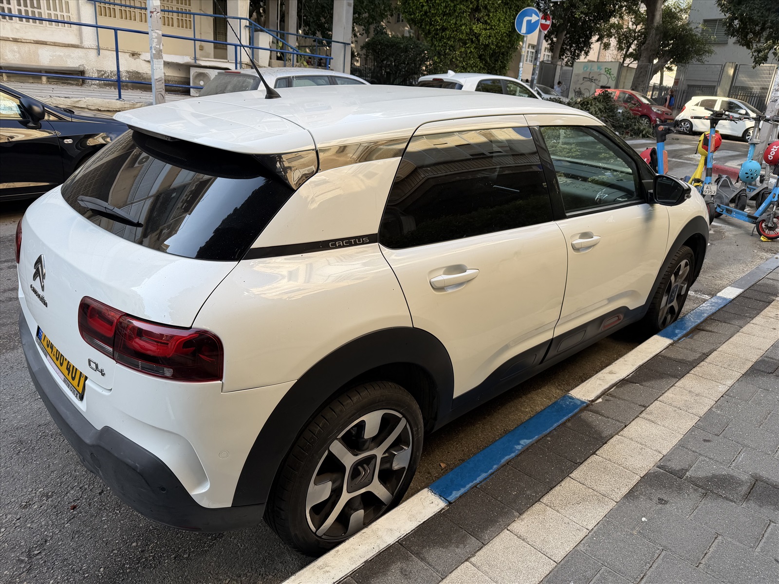 תמונה 4, סיטרואן C4 קקטוס
 יד 1 2020 | 145000 קמ