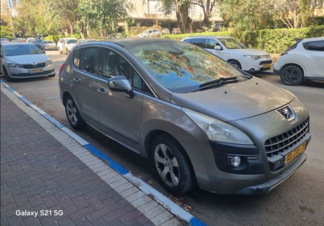 תמונה 3, פיגו
 3008 יד 4 2011 | 207000 קמ