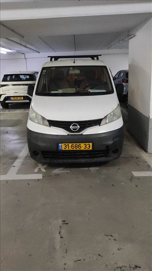ניסאן
 200 2015 יד  1 