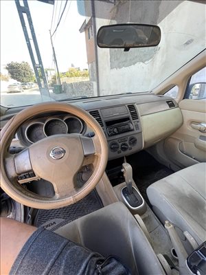 ניסאן
 טידה 2009 יד  3 