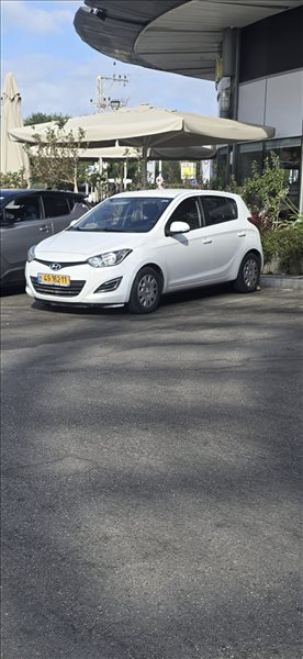 יונדאי i20 2013 יד  2 