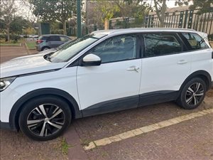 פיג'ו
 5008 2018 יד2 