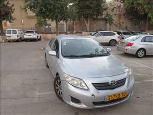 טויוטה קורולה 2009 יד  4 