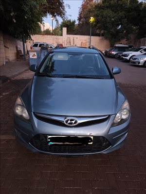 יונדאי i30 CW 2010 יד  2 