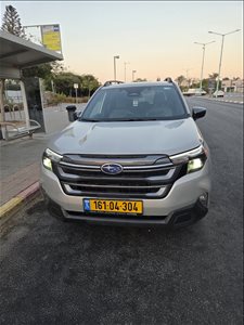 סובארו פורסטר 2025 יד  1 
