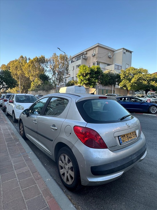 תמונה 5 ,פיג'ו
 207 יד 2 2009 142000 ק"מ