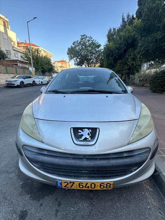 תמונה 1 ,פיג'ו
 207 יד 2 2009 142000 ק"מ