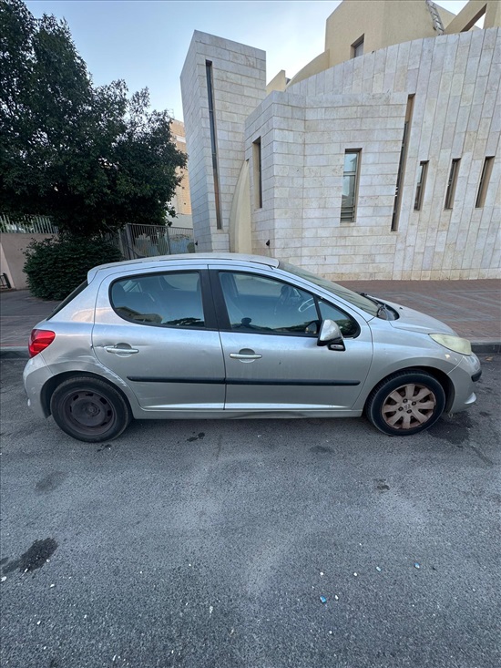 תמונה 4 ,פיג'ו
 207 יד 2 2009 142000 ק"מ