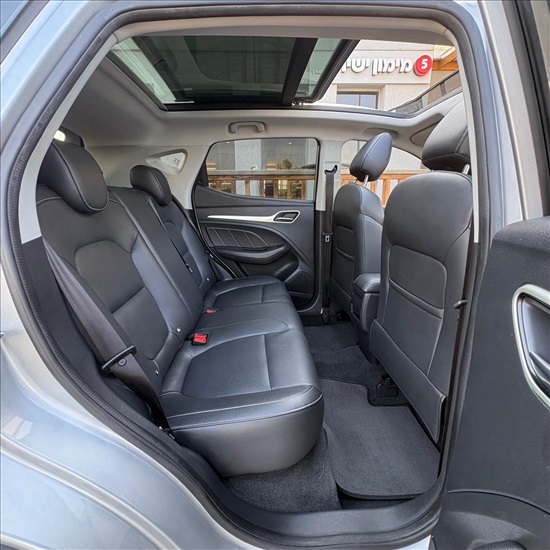 תמונה 8 ,אם ג`י MG ZS יד 1 2018 112100 ק"מ