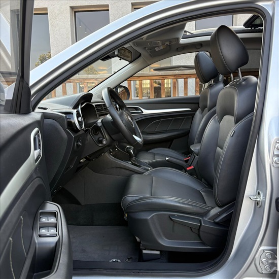 תמונה 9 ,אם ג`י MG ZS יד 1 2018 112100 ק"מ