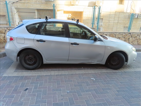 תמונה 3 ,סובארו B3 האצ'בק יד 5 2008 242000 ק"מ
