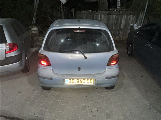 תמונה 4 ,טויוטה יאריס יד 4 2004 280000 ק"מ