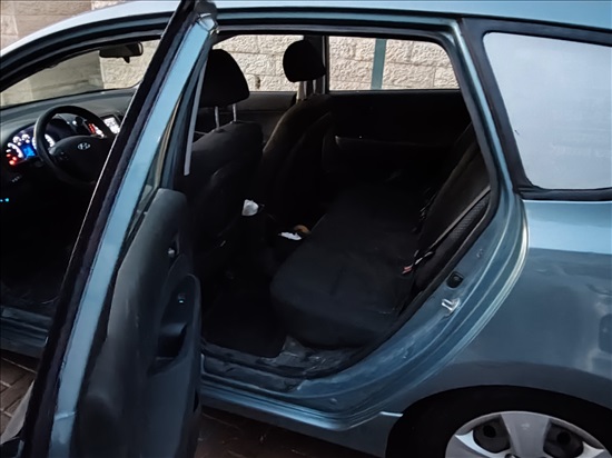 תמונה 6 ,יונדאי i30 CW יד 2 2010 260000 ק"מ