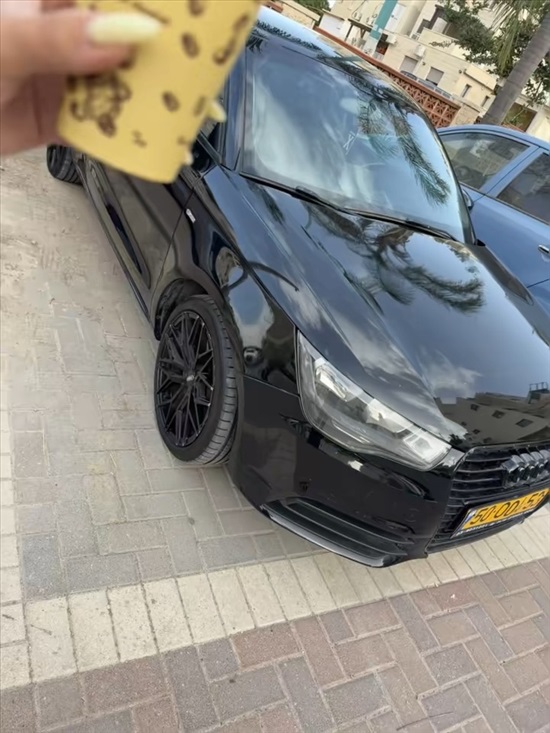 תמונה 2 ,אאודי A1 יד 4 2014 145000 ק"מ