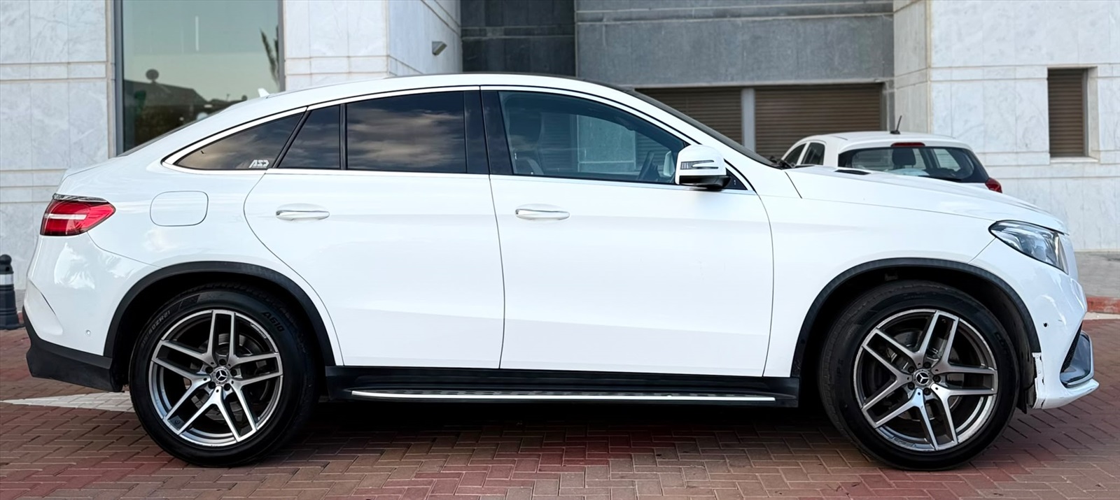 תמונה 2, מרצדס GLE יד 3 2018 | 0 קמ