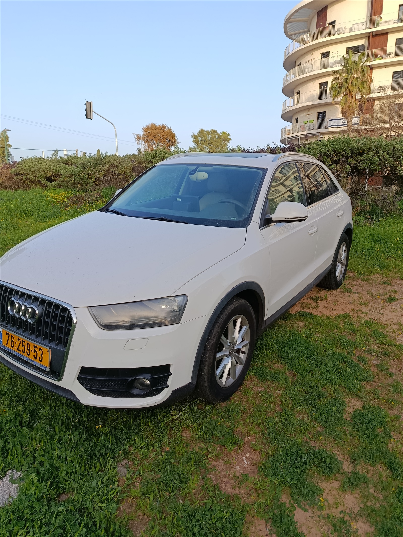 תמונה 3, אאודי Q3 יד 3 2015 | 162000 קמ