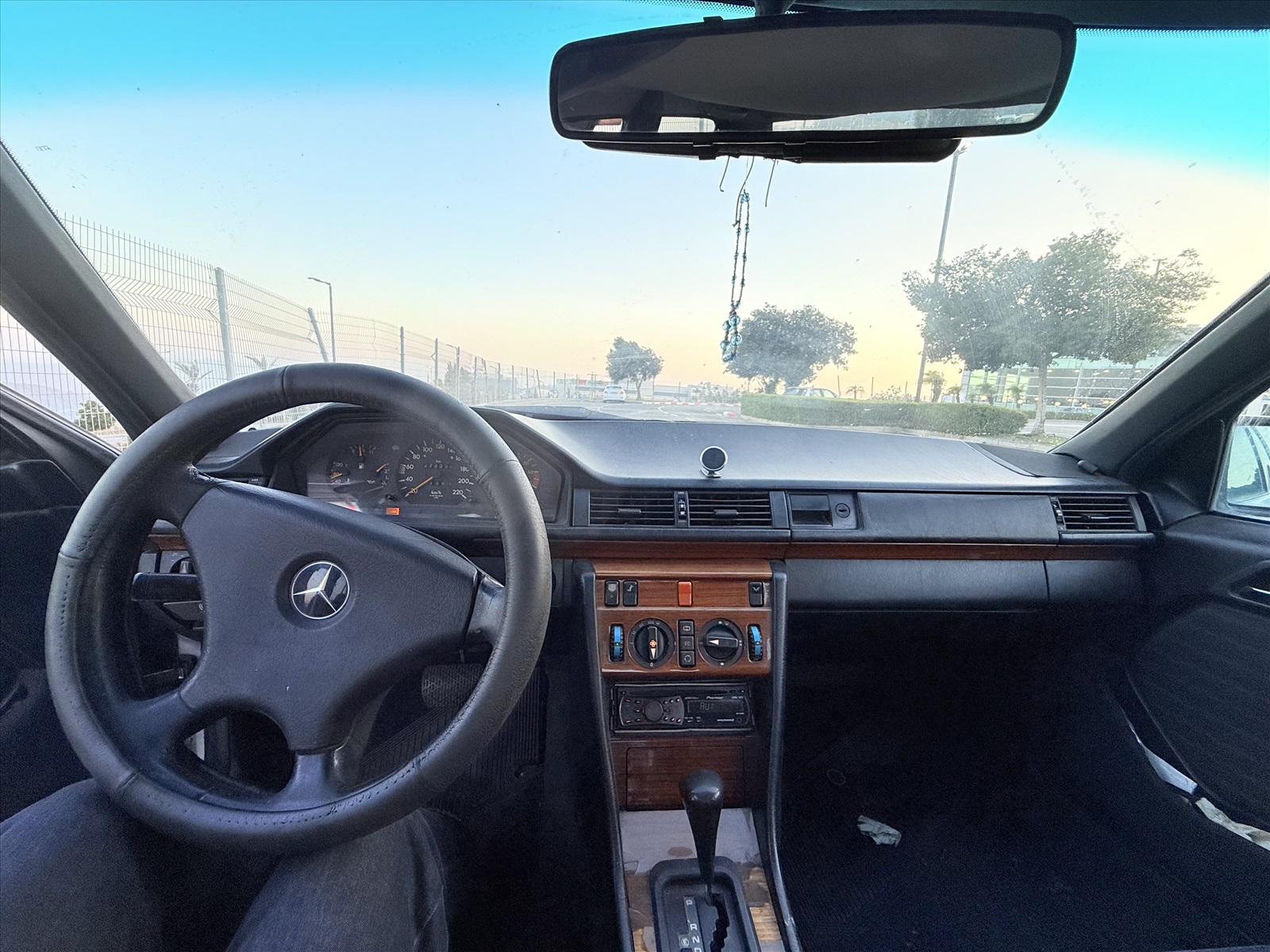 תמונה 3, מרצדס E- CLASS יד 3 1992 | 272333 קמ