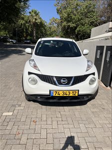 ניסאן
 ג`וק 2013 יד  1 