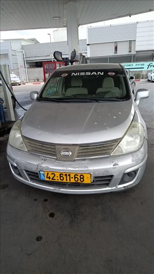 ניסאן
 טידה 2009 יד  4 