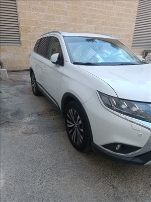 מיצובישי אאוטלנדר 2018 יד  2 